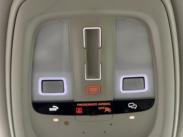 Used 2023 Volvo S60 B5 Plus image 20