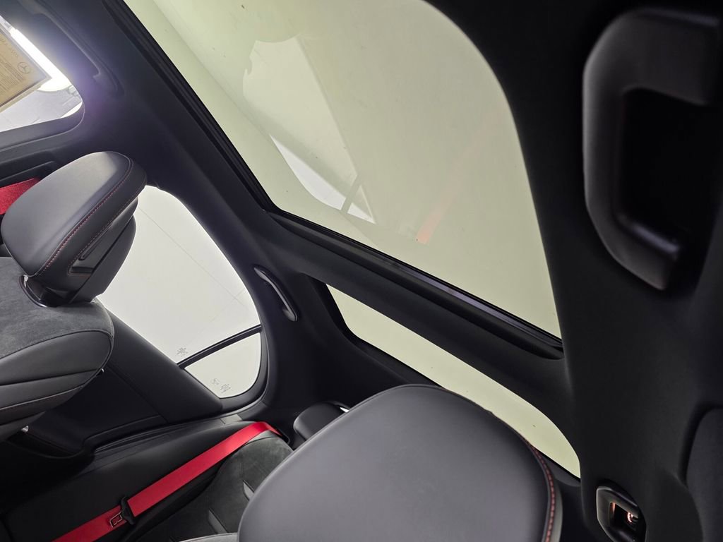 New 2026 Mercedes-Benz C 43 AMG 4MATIC Sedan image 9