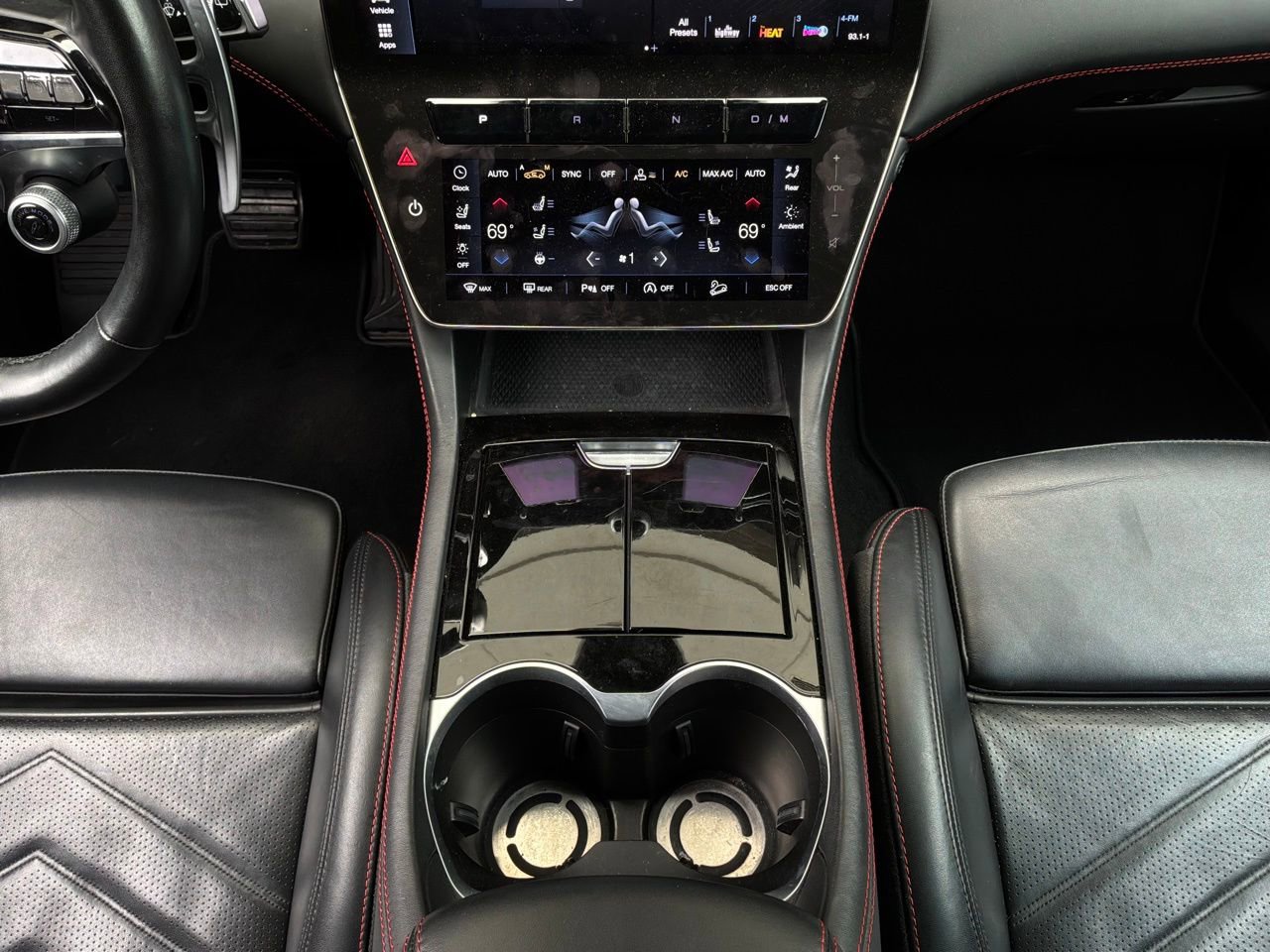 Used 2023 Maserati Grecale Modena AWD/4WD image 17