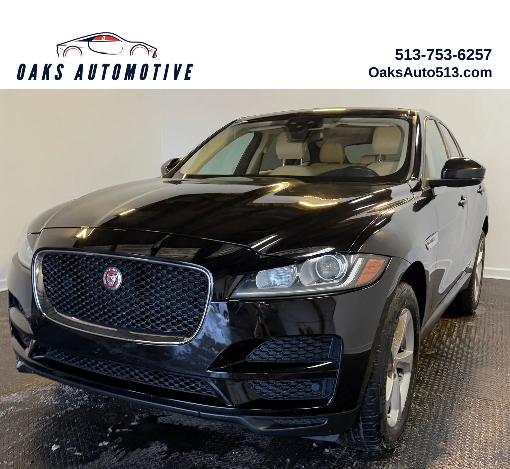 Used 2018 Jaguar F-PACE Premium image 1
