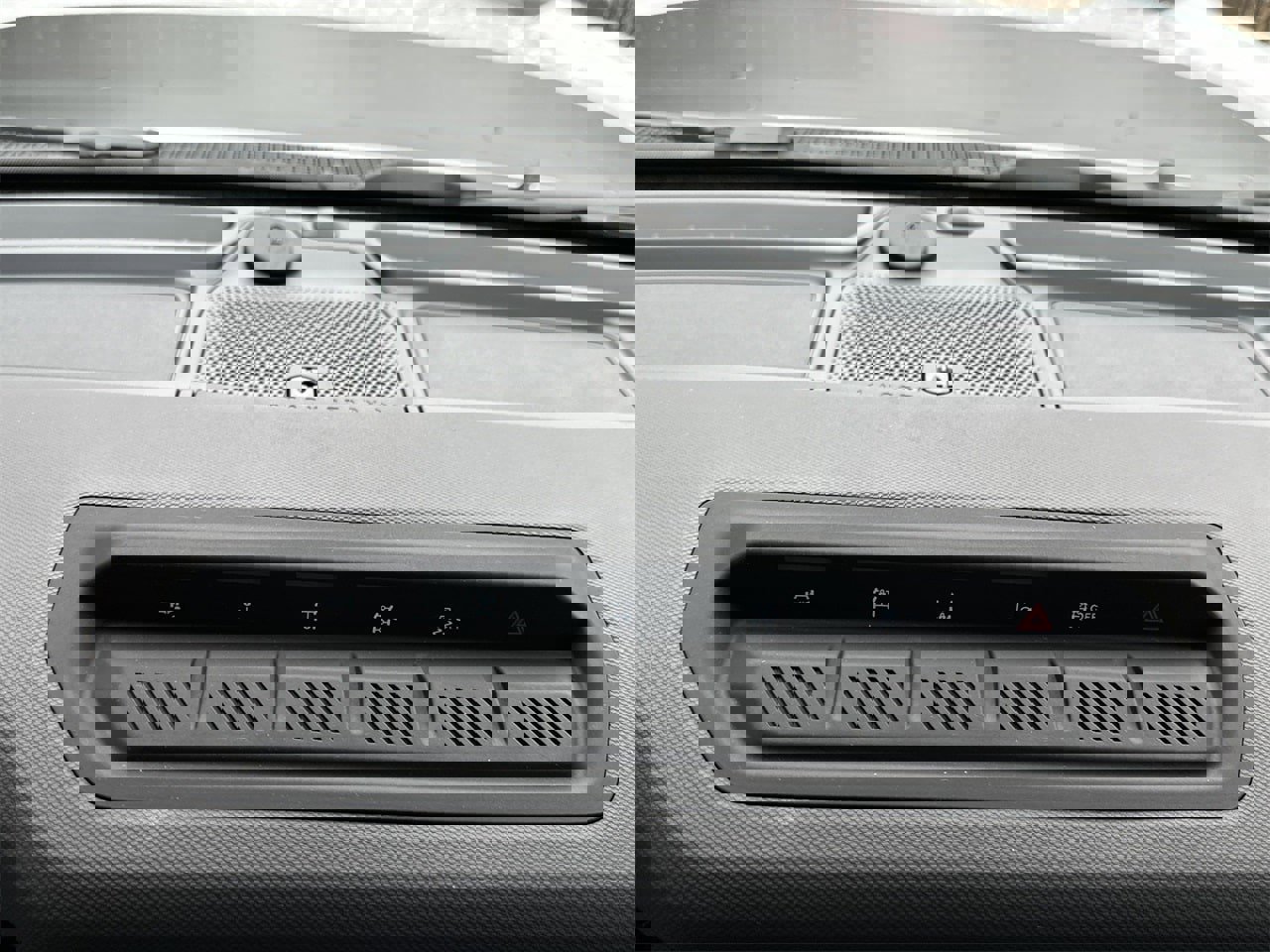 New 2025 Ford Bronco Badlands image 13