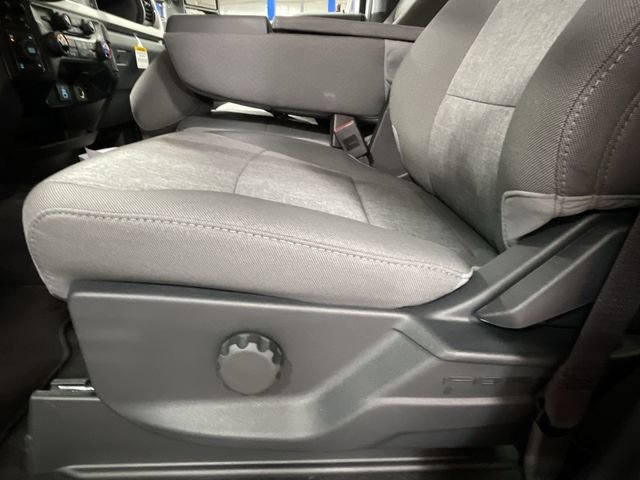 New 2026 Ford F250 XL w/ STX Appearance Package AWD/4WD image 18