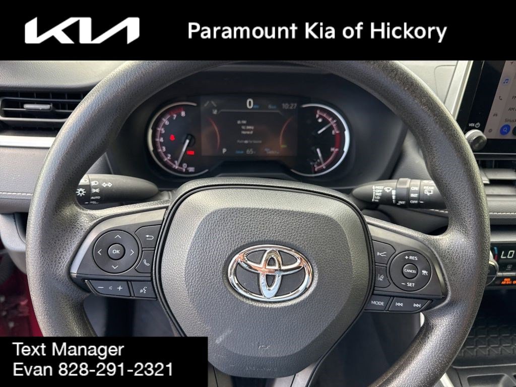 Used 2023 Toyota RAV4 XLE image 31