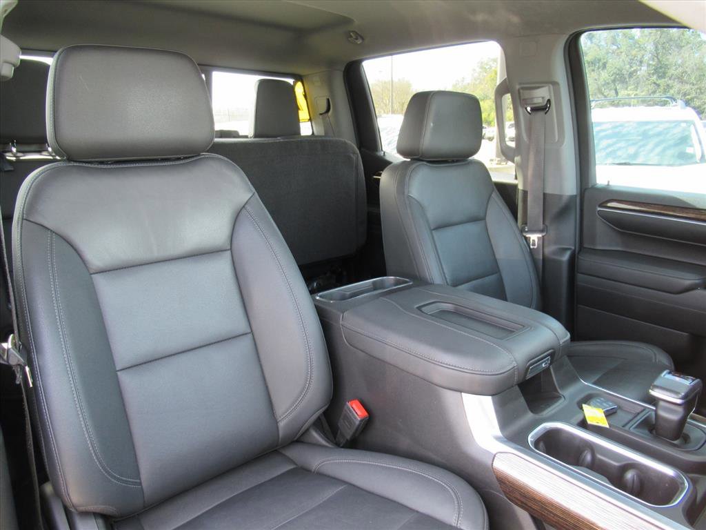 Used 2022 GMC Sierra 1500 Elevation w/ Elevation Premium Package image 11