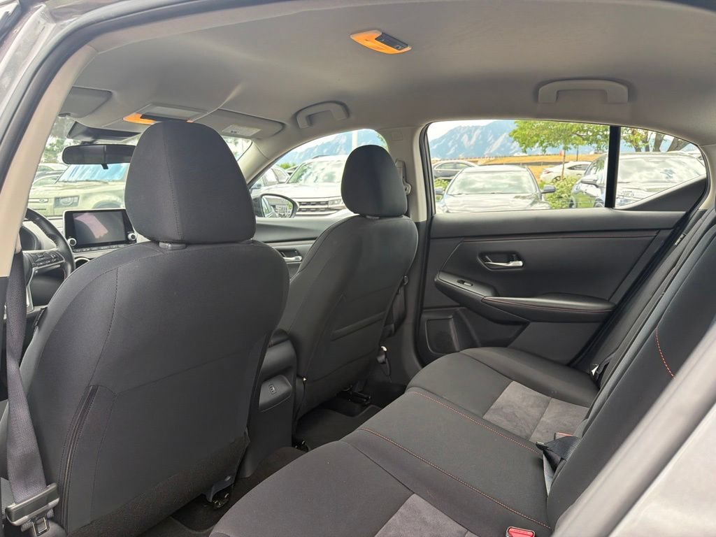 Used 2025 Nissan Sentra SR FWD image 21