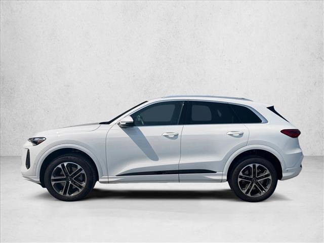 Certified 2025 Audi Q5 Premium w/ Convenience Package AWD/4WD image 8