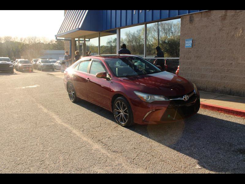 Used 2016 Toyota Camry XSE w/ Moonroof Package
