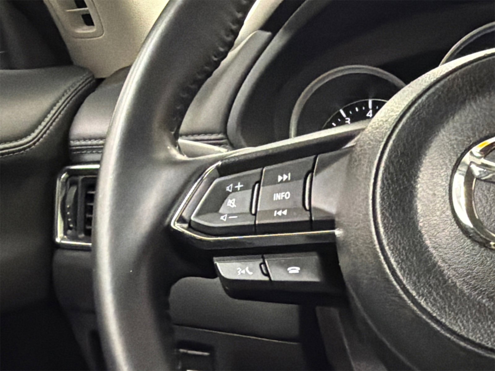 Used 2022 MAZDA CX-5 AWD 2.5 S w/ Select Package image 19