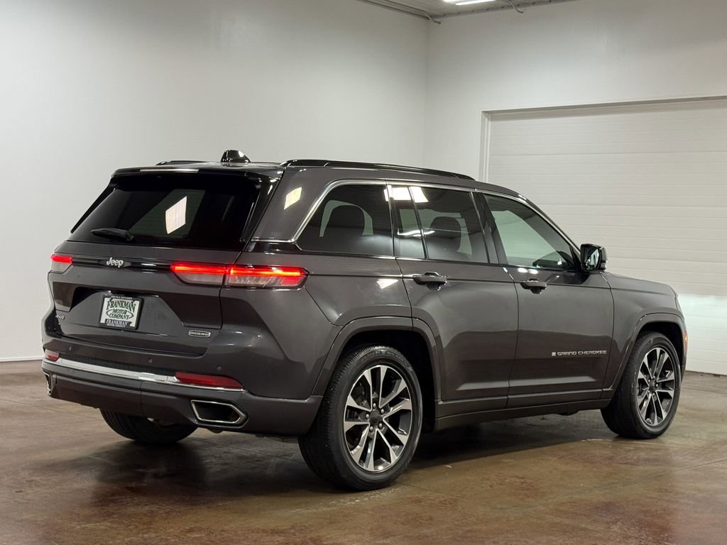 Used 2024 Jeep Grand Cherokee Overland AWD/4WD image 23