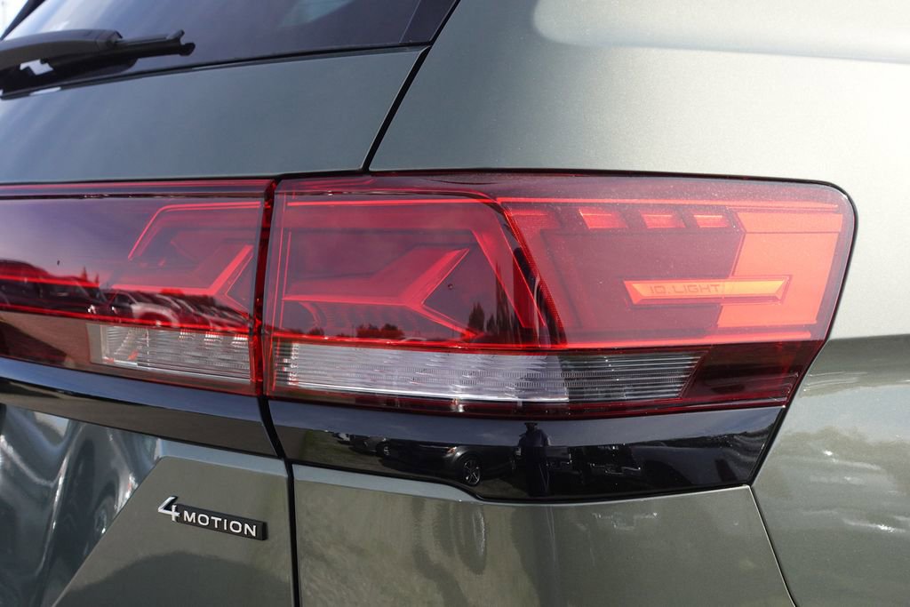 New 2026 Volkswagen Atlas Peak Edition image 8