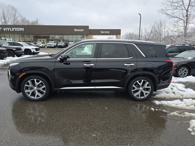 Used 2022 Hyundai Palisade SEL w/ Premium Package image 2
