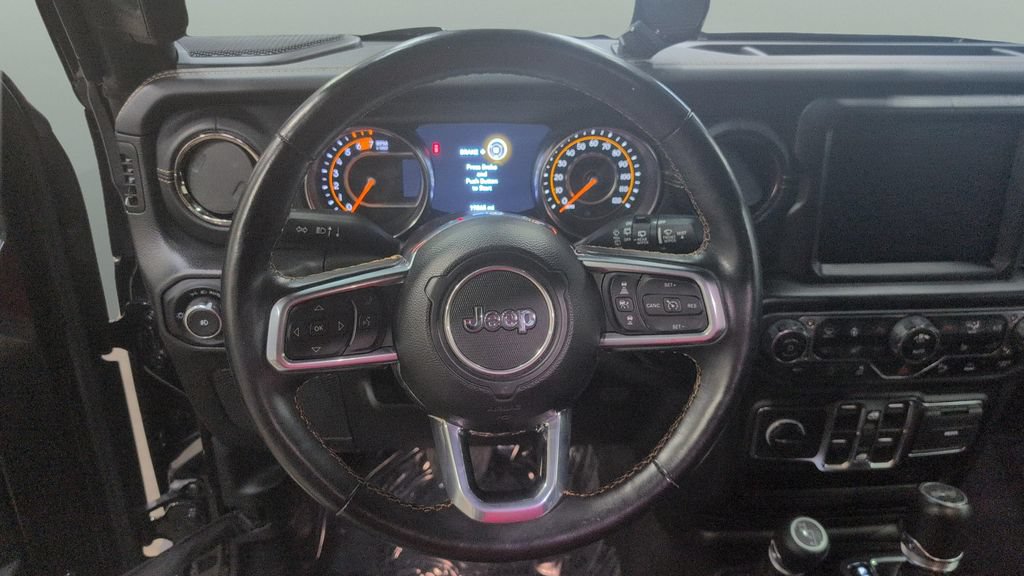 Used 2023 Jeep Wrangler Unlimited Sahara AWD/4WD image 9
