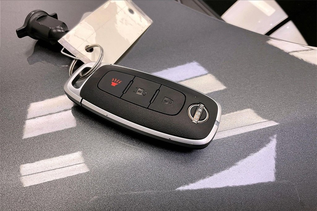 Certified 2025 Nissan Kicks S image 10