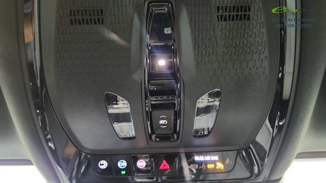 Used 2024 Cadillac Lyriq Luxury RWD image 57