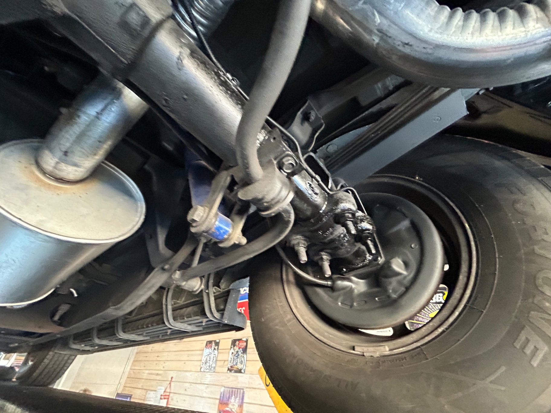 Used 1996 GMC Yukon SLE image 33