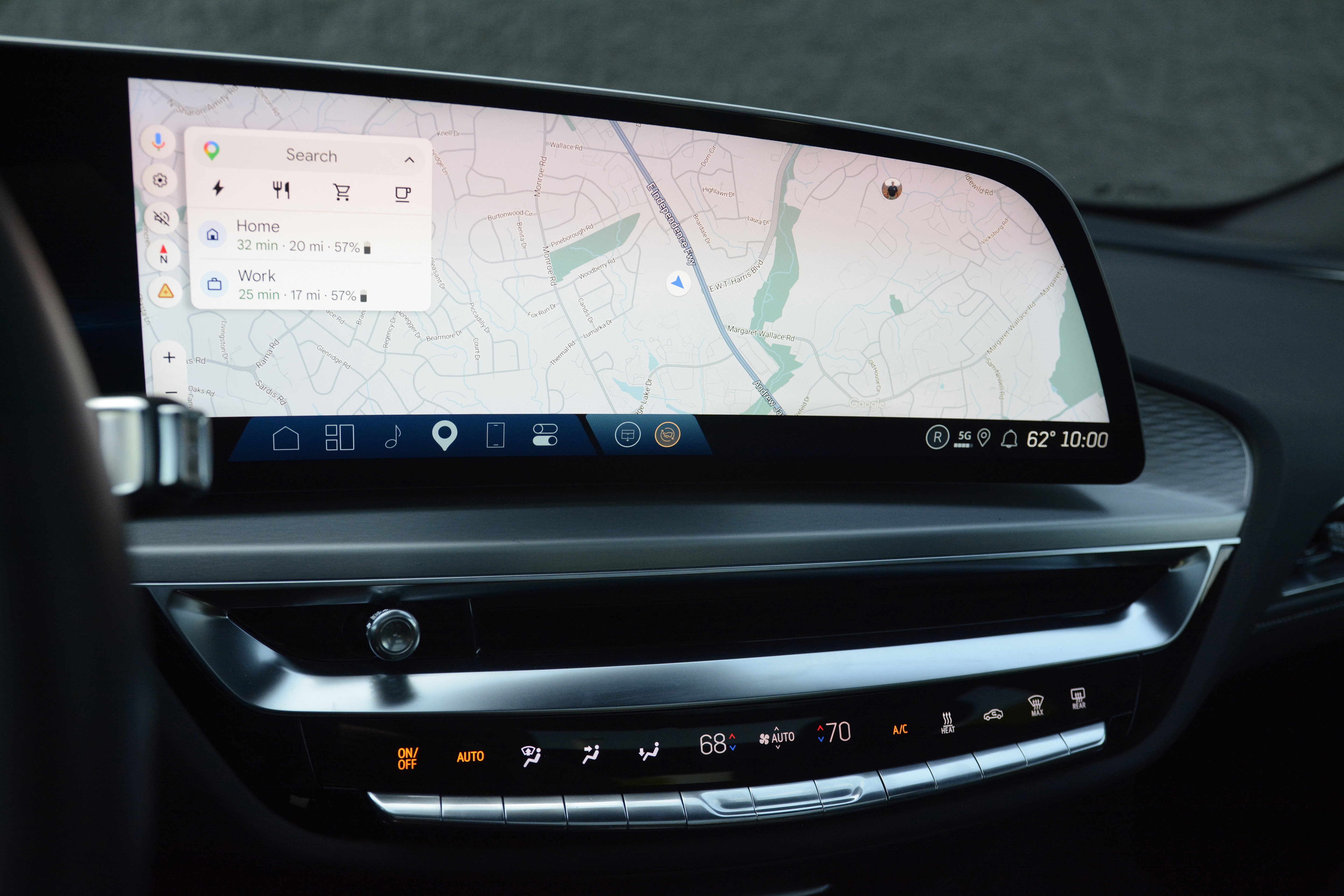 Used 2025 Cadillac Lyriq Sport w/ LPO, Floor Liner Package image 21