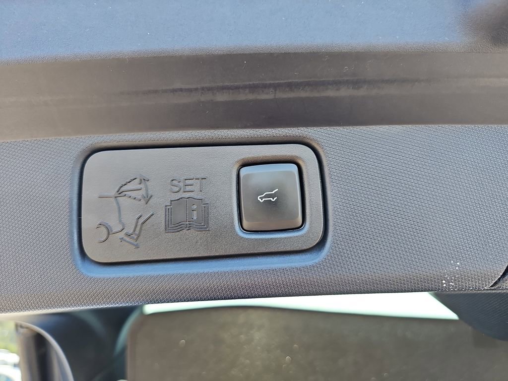 Used 2022 Ford Mustang Mach-E Select w/ Comfort/Technology Package image 17