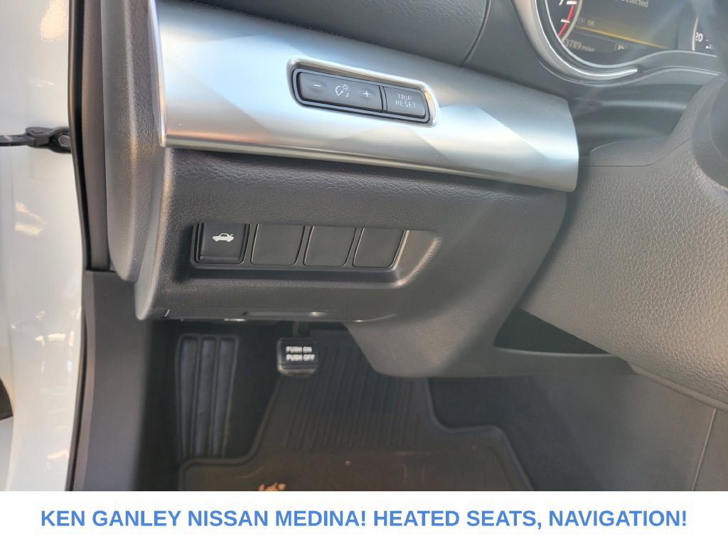 Used 2019 Nissan Maxima 3.5 SV w/ Floor Mat Group FWD image 35