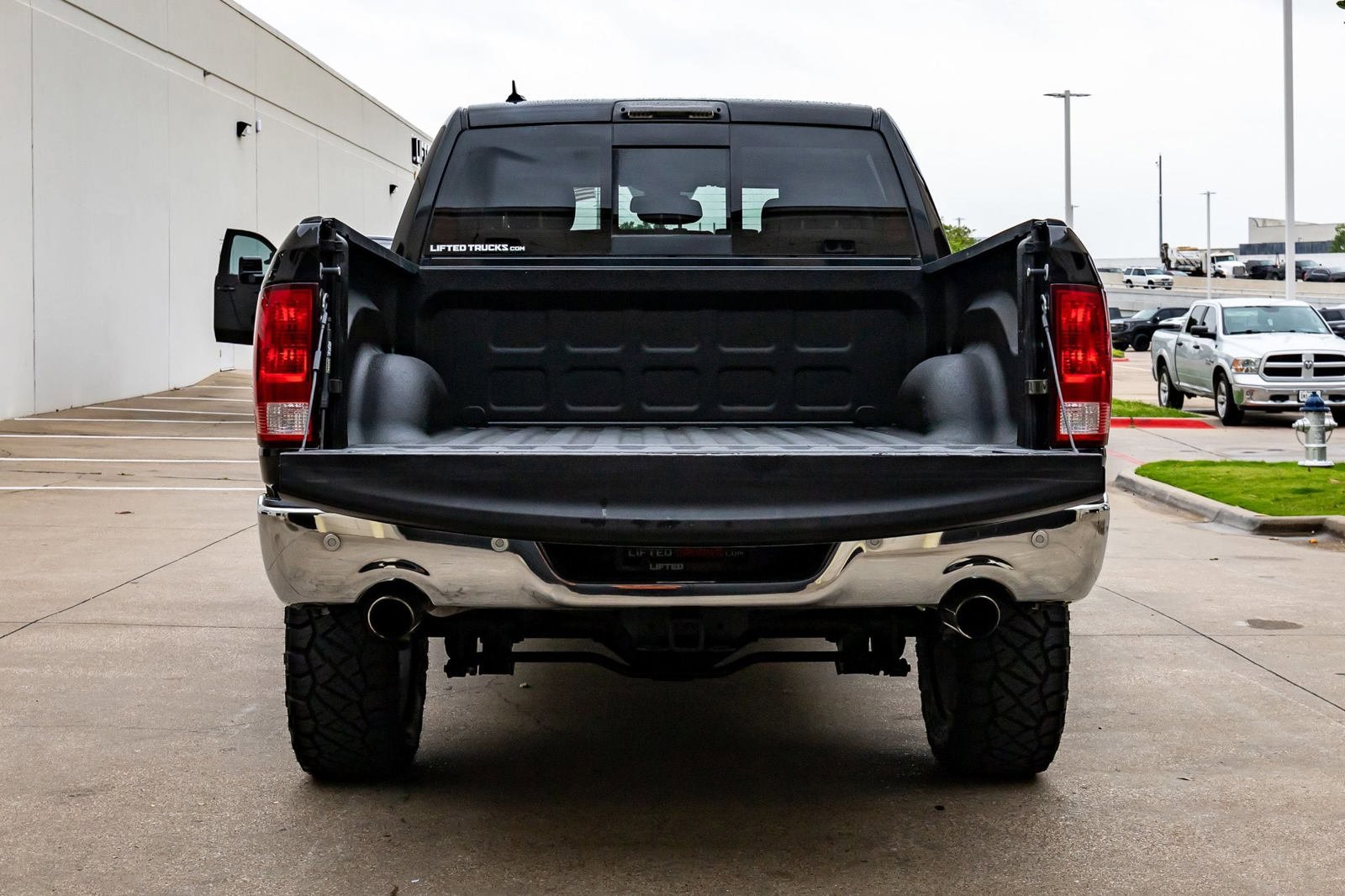 Used 2017 RAM 1500 Lone Star AWD/4WD image 8