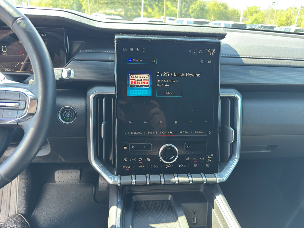 Used 2025 GMC Acadia Elevation image 21