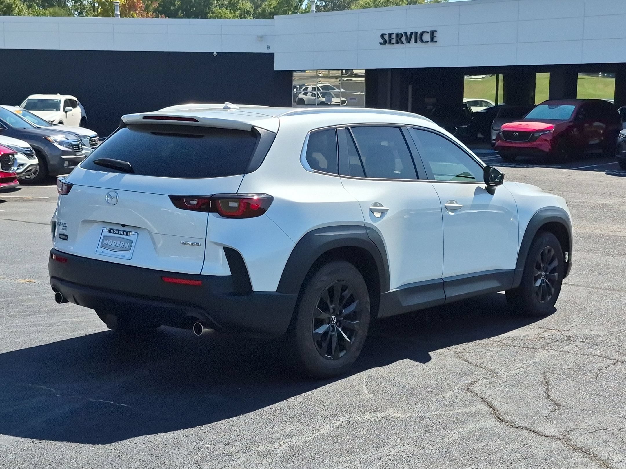 Used 2024 MAZDA CX-50 AWD 2.5 S w/ Premium Package image 5