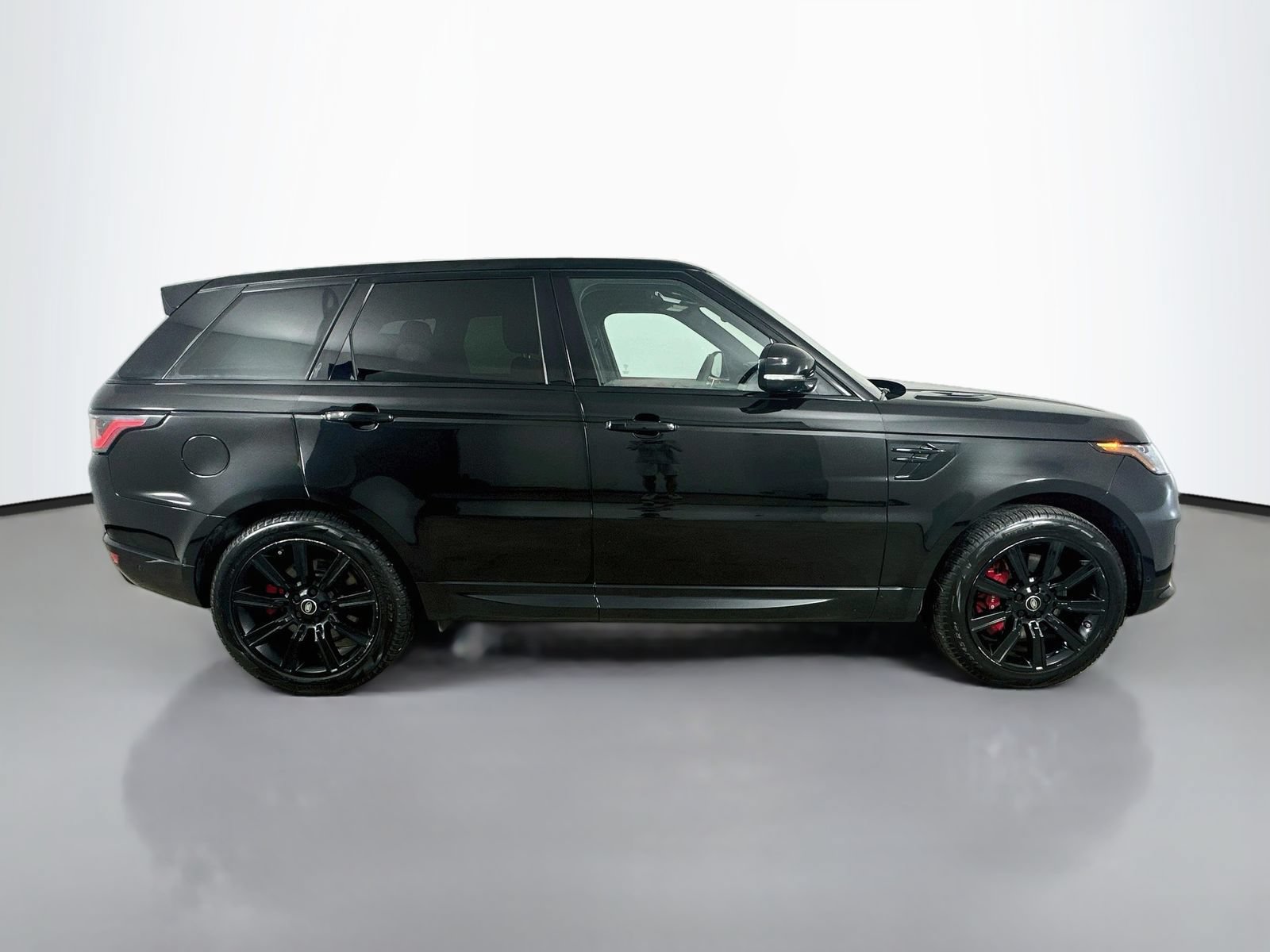 Used 2020 Land Rover Range Rover Sport HST AWD/4WD image 4
