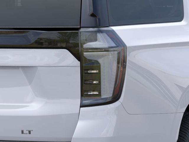 New 2026 Chevrolet Suburban LT image 11