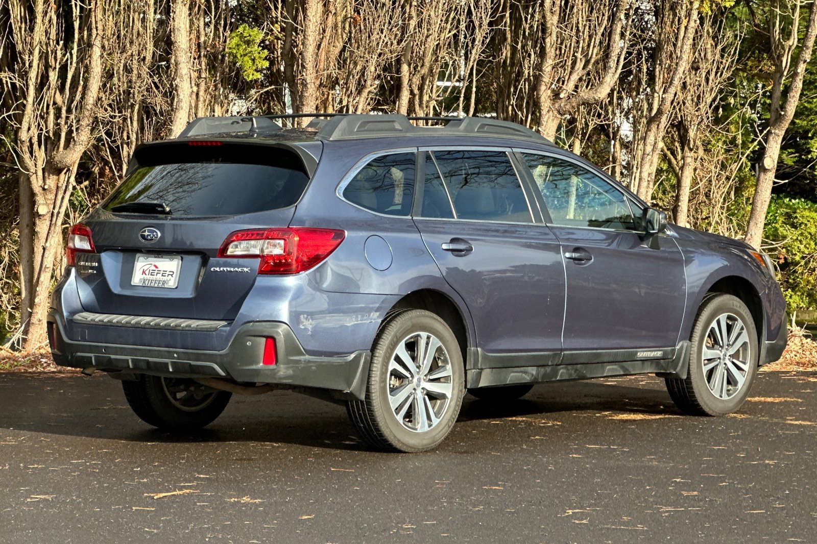 Used 2018 Subaru Outback 2.5i Limited image 4