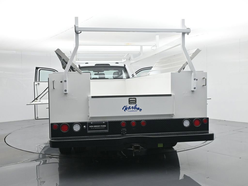 New 2026 Ford F350 XL w/ XL Chrome Package RWD image 33