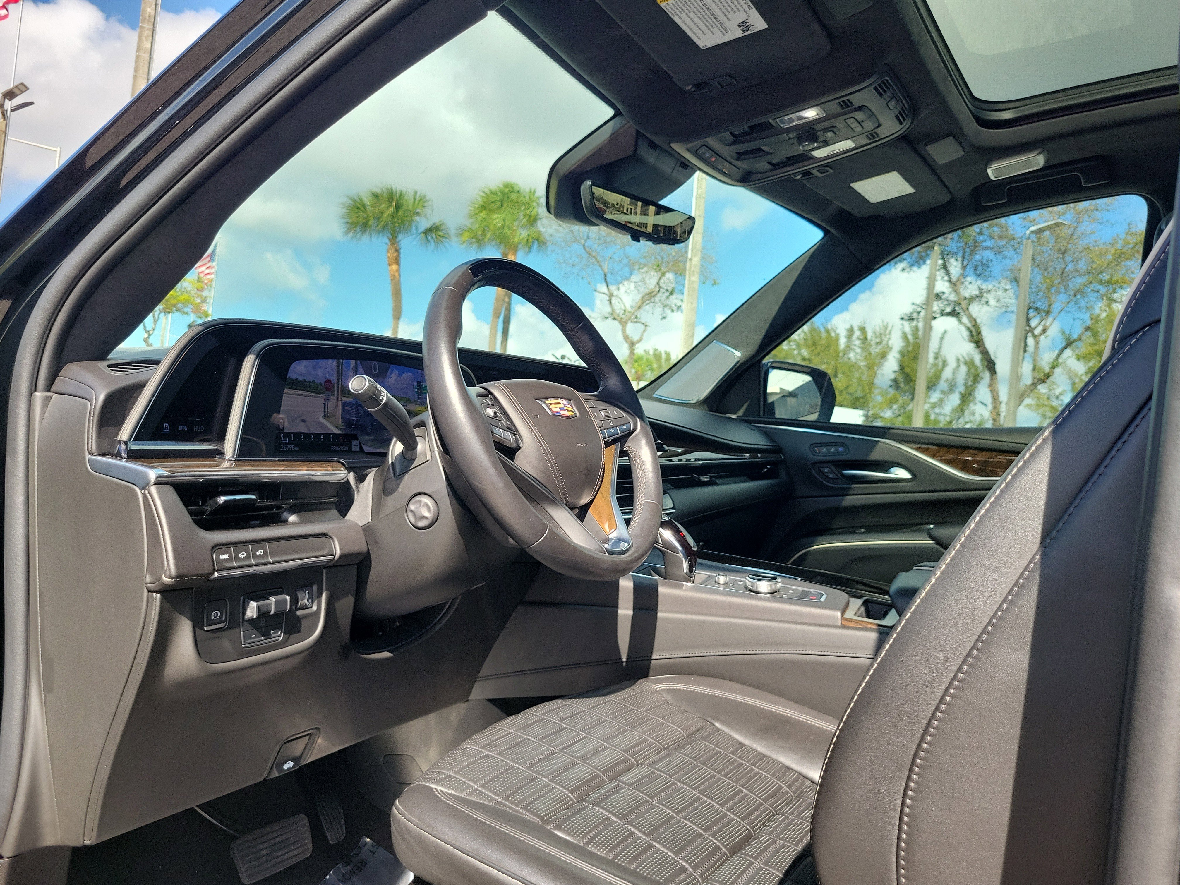 Used 2023 Cadillac Escalade ESV Sport Platinum image 14