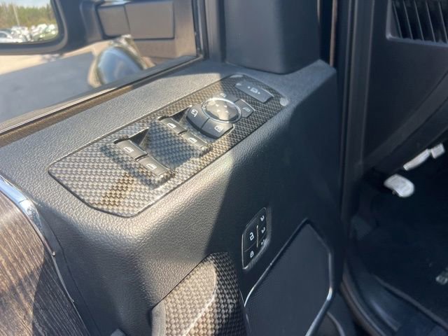 Used 2021 Ford F250 Lariat w/ Lariat Ultimate Package AWD/4WD image 40