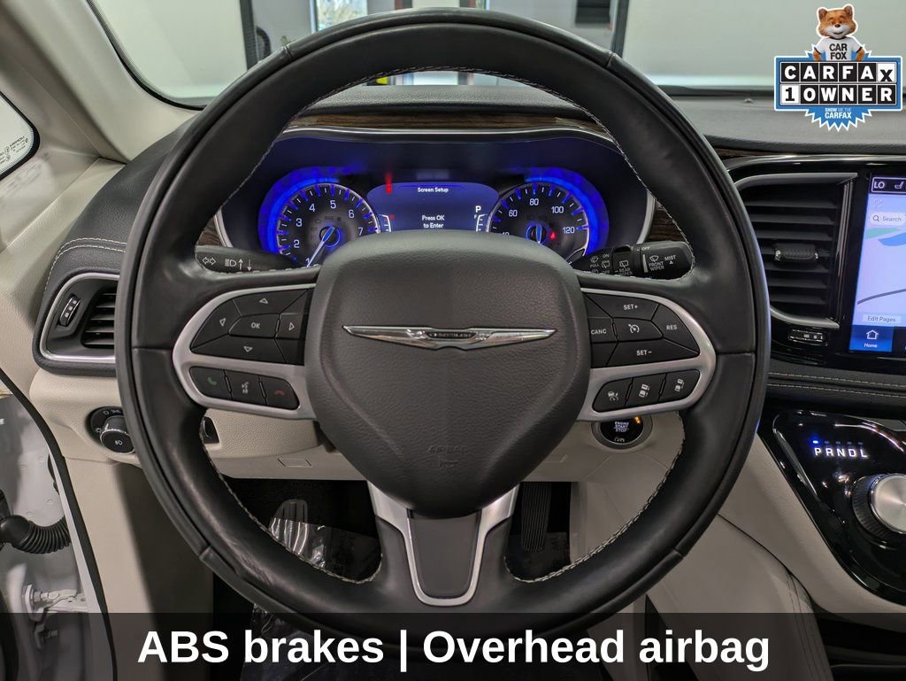 Used 2022 Chrysler Pacifica Limited FWD image 26