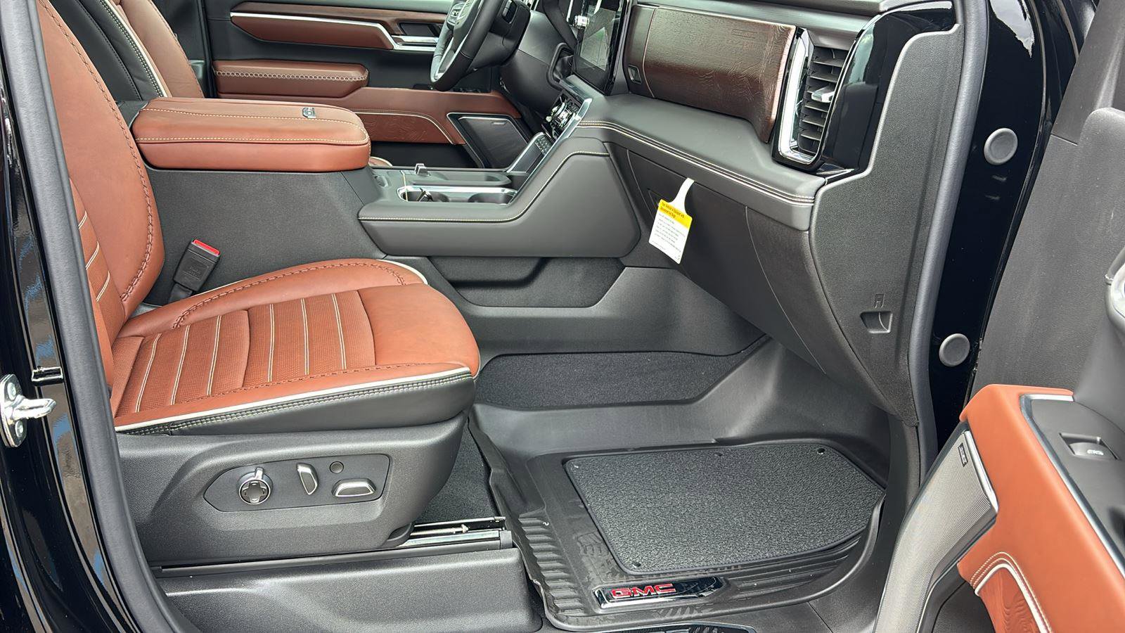 New 2026 GMC Sierra 2500 Denali Ultimate image 22