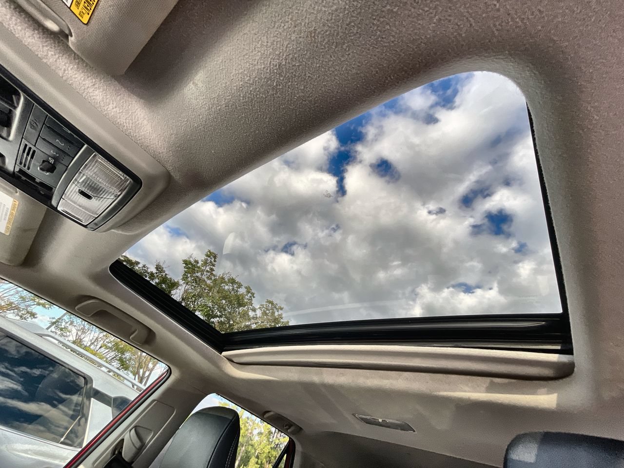 Used 2023 Toyota 4Runner SR5 Premium w/ Moonroof Package RWD image 19
