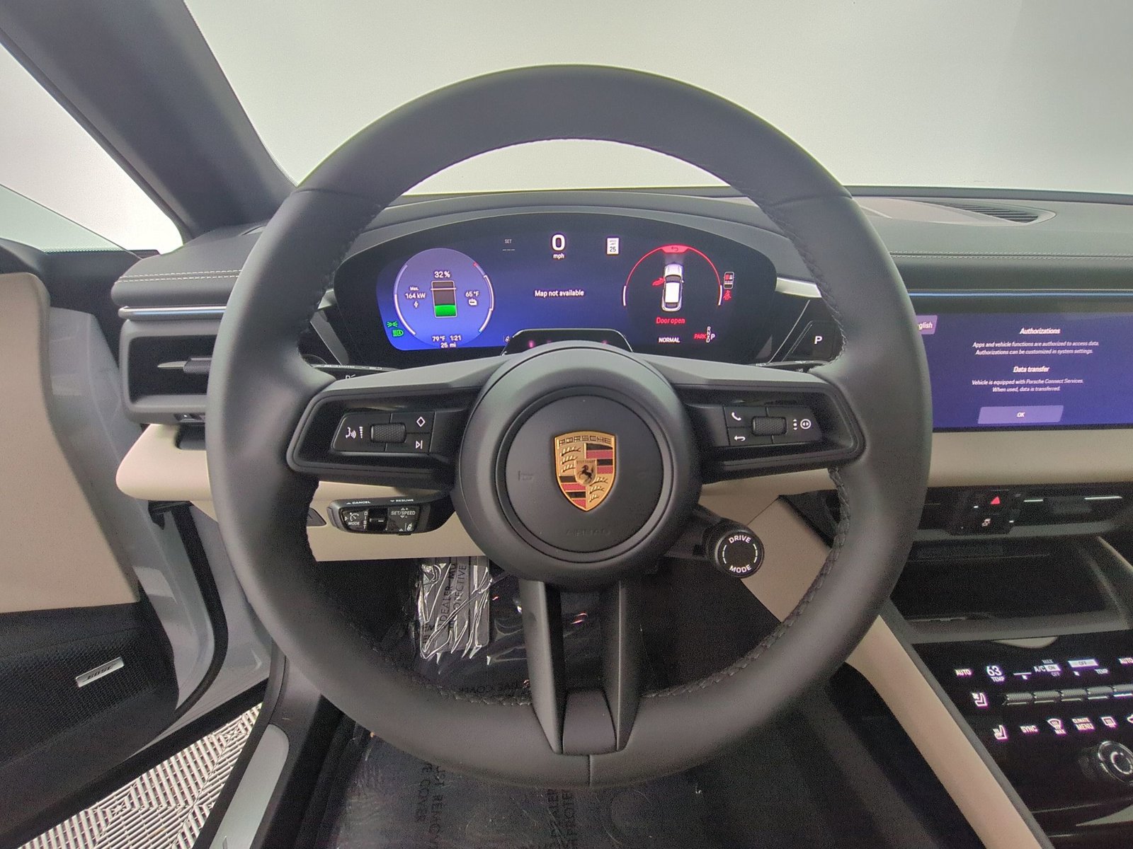 New 2026 Porsche Macan Electric RWD image 21