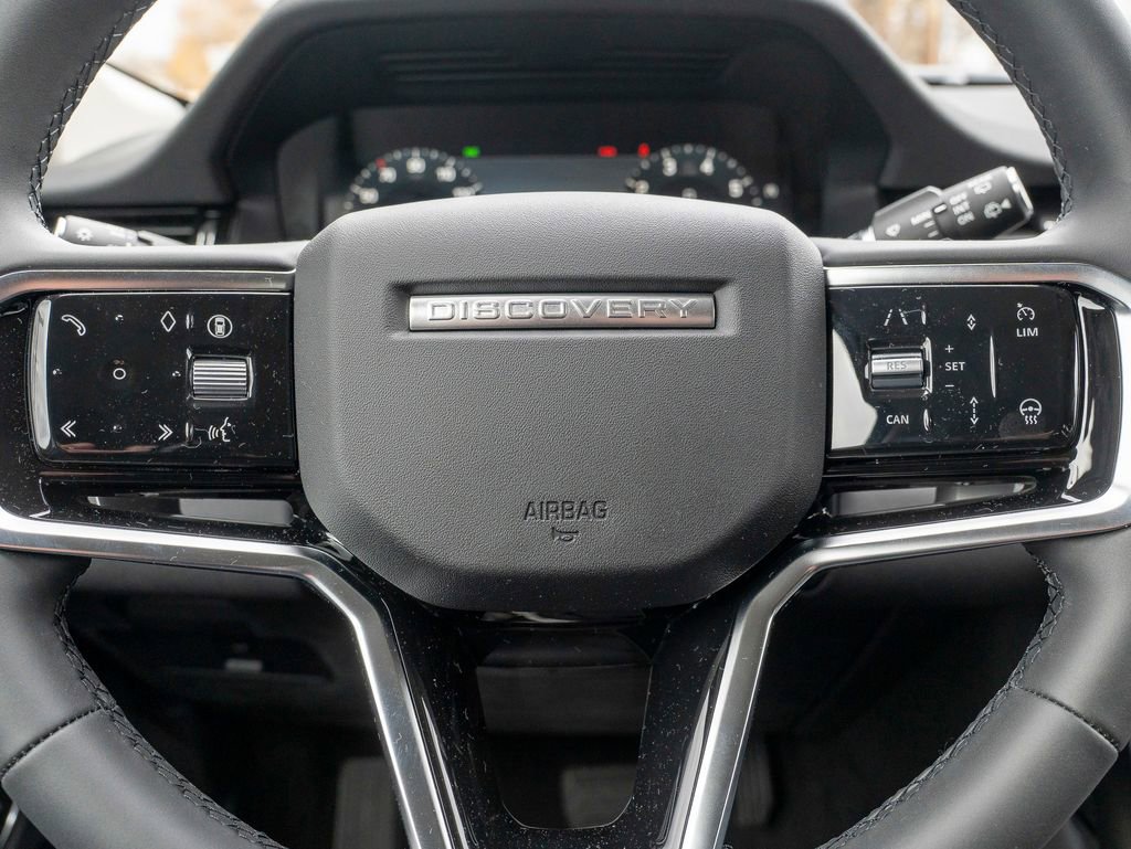 New 2025 Land Rover Discovery Sport S image 14