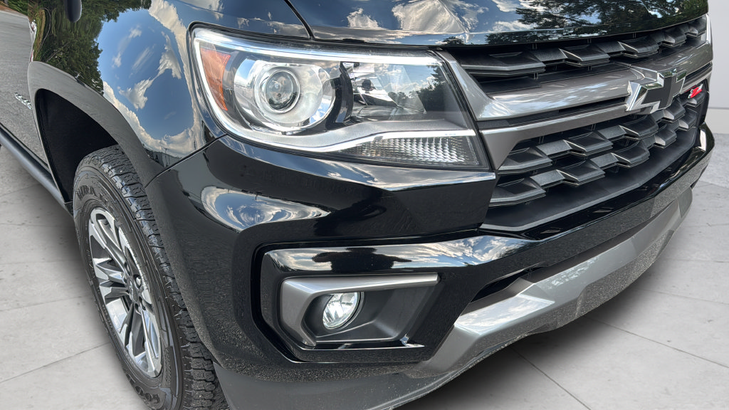 Used 2022 Chevrolet Colorado Z71 w/ Safety Package AWD/4WD image 26