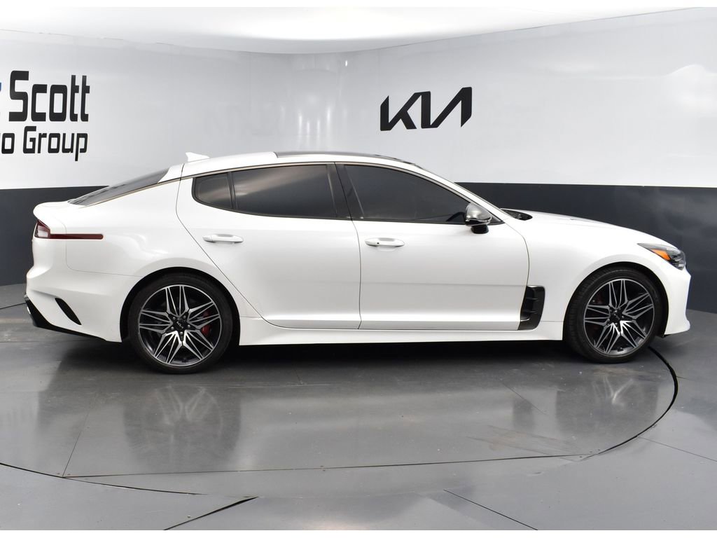 Used 2022 Kia Stinger GT1 w/ Red Interior Color Package RWD image 6