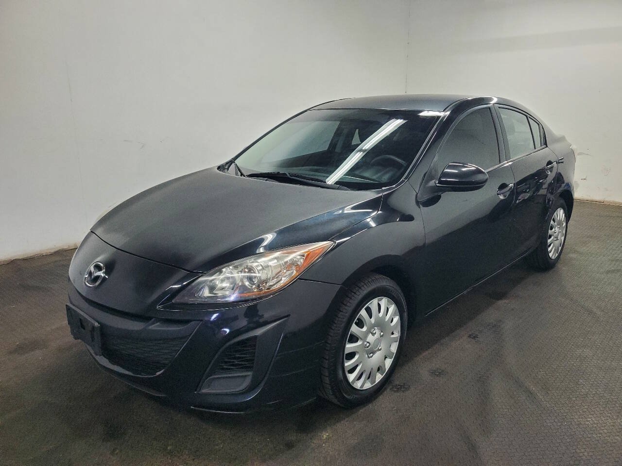 Used 2010 MAZDA MAZDA3 i Sport FWD image 1
