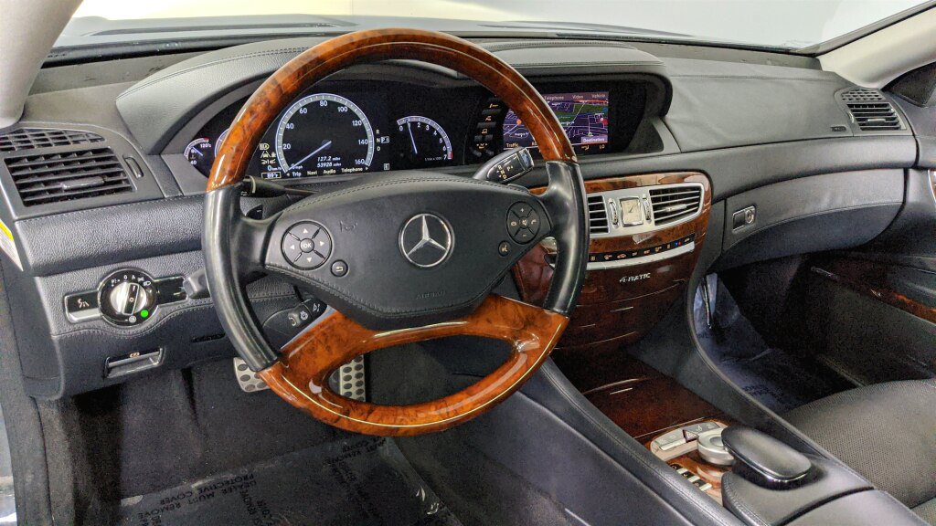 Used 2011 Mercedes-Benz CL 550 4MATIC image 24