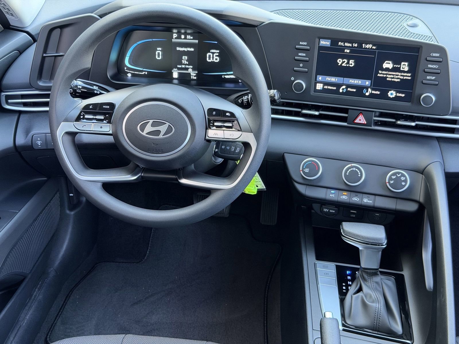Certified 2026 Hyundai Elantra SE FWD image 12