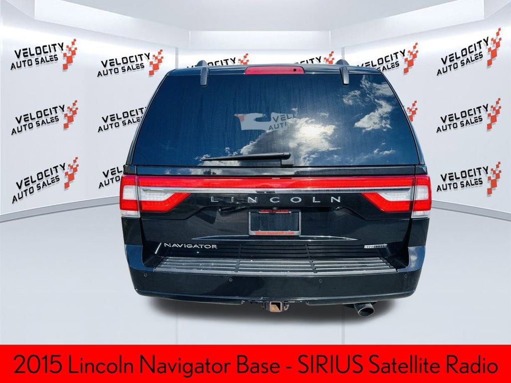 Used 2015 Lincoln Navigator 2WD image 4
