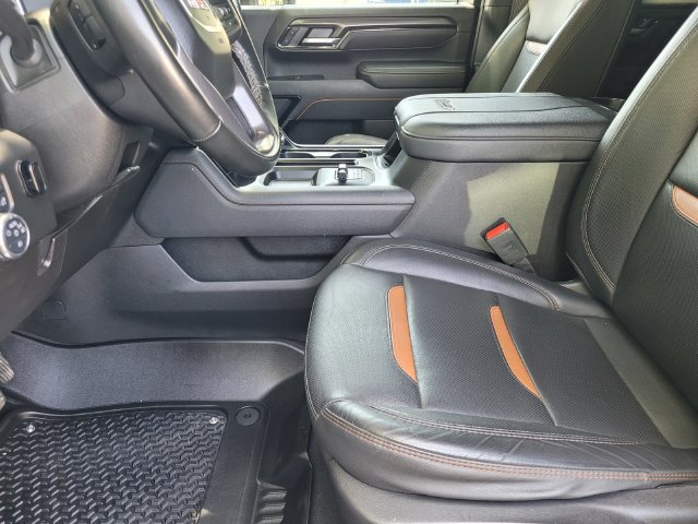 Used 2025 GMC Sierra 2500 AT4 AWD/4WD image 24