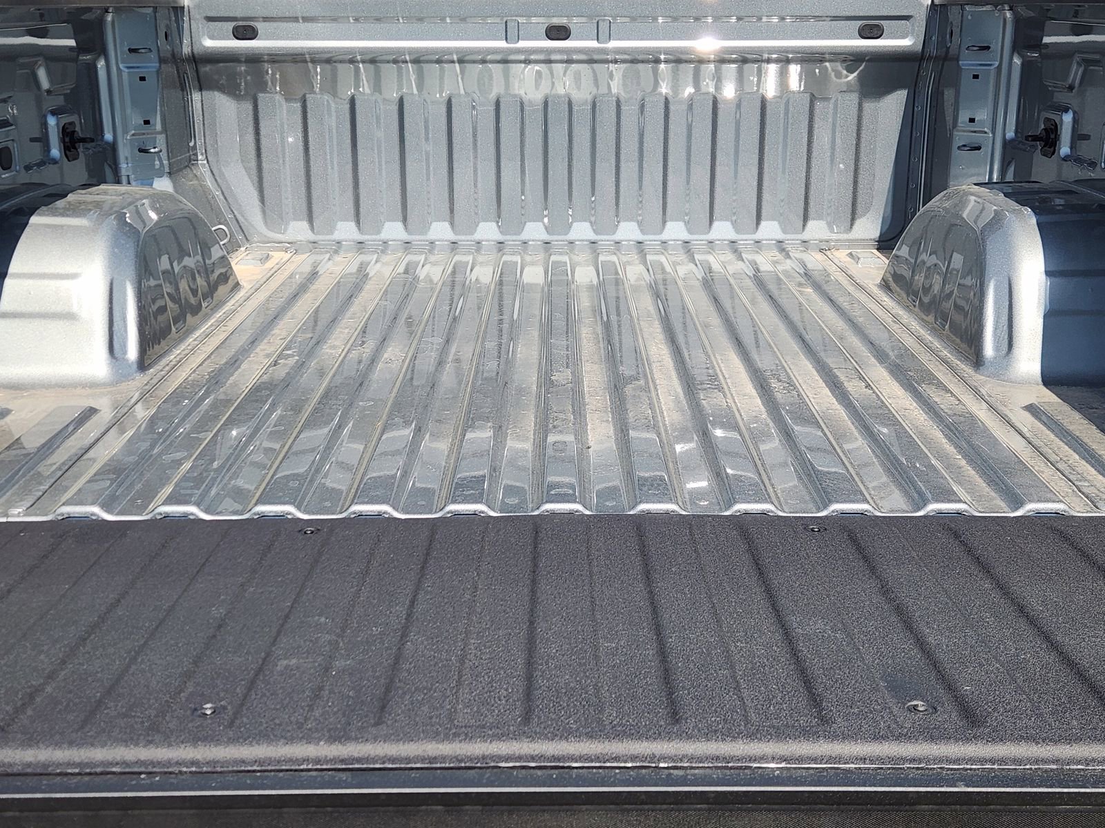 New 2026 GMC Sierra 1500 Elevation image 36