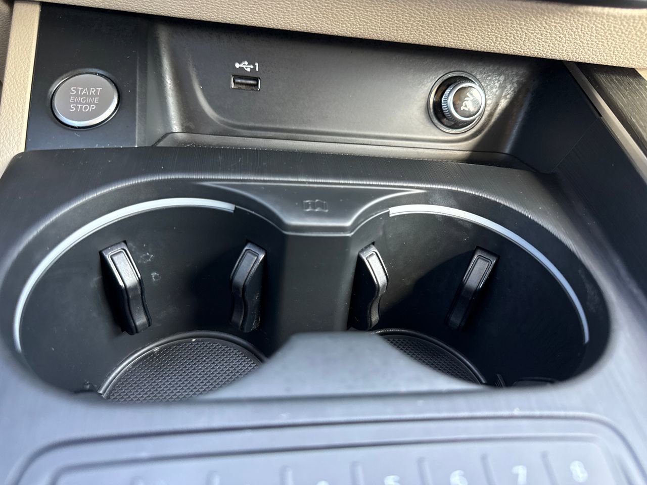 Used 2019 Audi A4 2.0T Premium w/ Convenience Package image 22