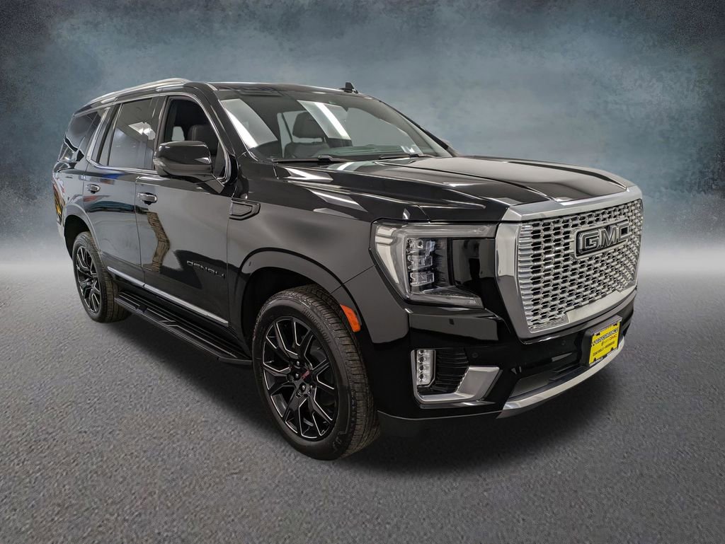 Used 2023 GMC Yukon Denali w/ LPO, Floor Liner Package image 3