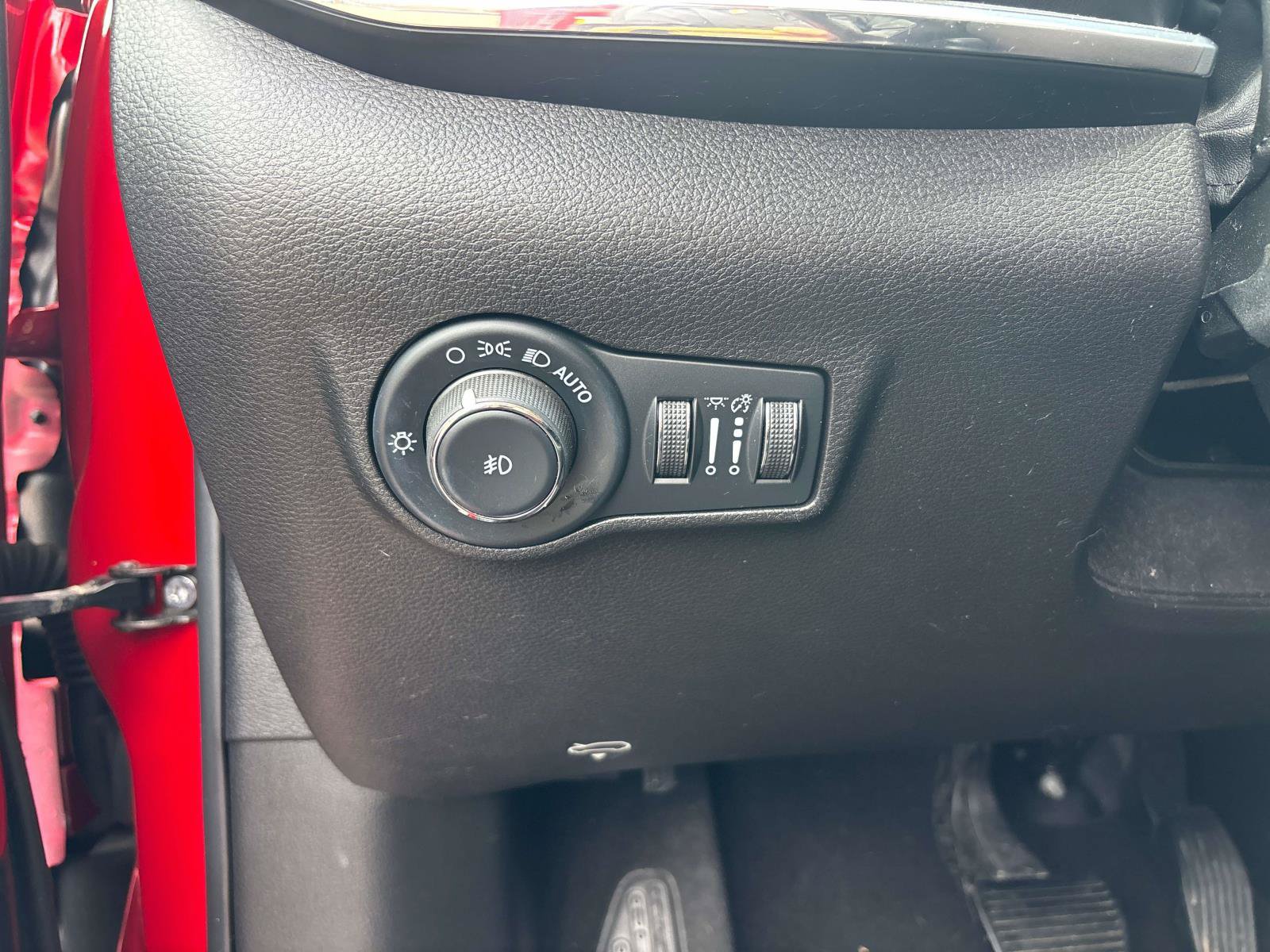 Used 2022 Jeep Compass Limited AWD/4WD image 15