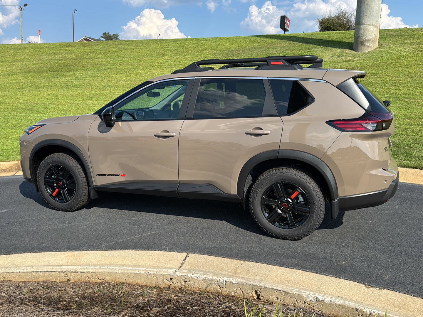 New 2026 Nissan Rogue SV image 3