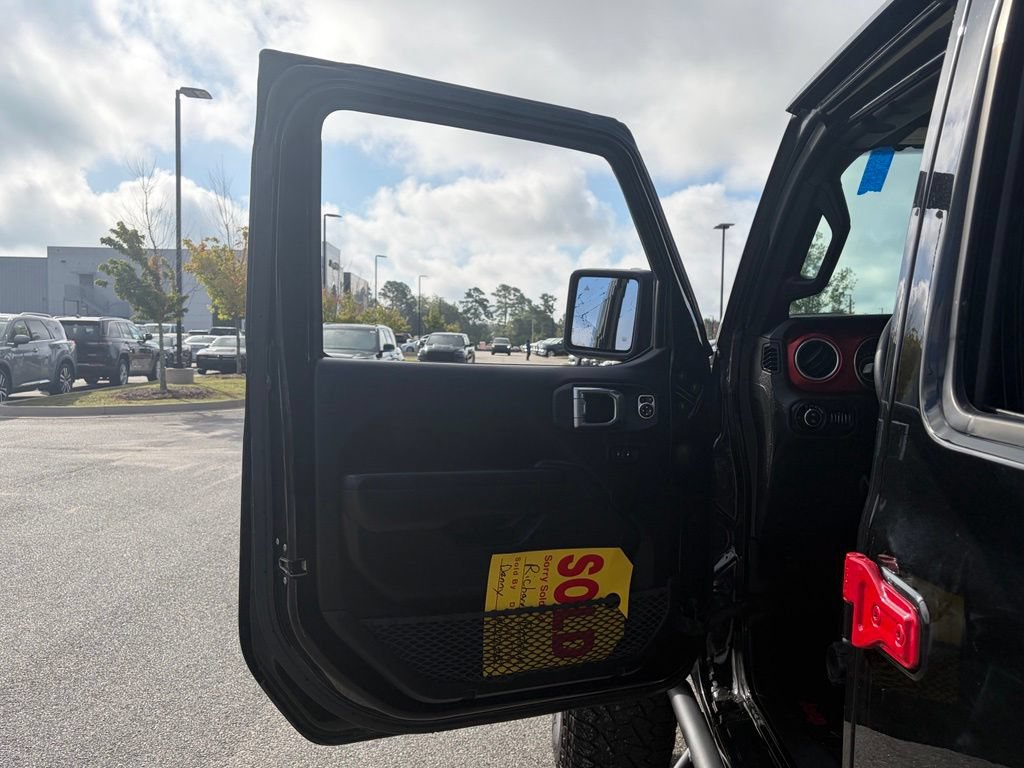 Used 2021 Jeep Gladiator Rubicon w/ Safety Group AWD/4WD image 54
