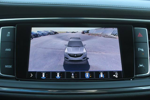 Used 2020 Buick Enclave Avenir w/ Avenir Technology Package AWD/4WD image 40
